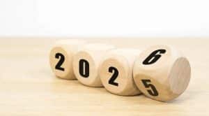 4 dice showing 2025 transitioning to 2026